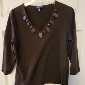 JONES NY V-neck top EUC